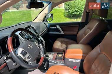 Внедорожник / Кроссовер Toyota Land Cruiser 2014 в Харькове