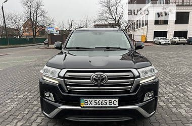 Позашляховик / Кросовер Toyota Land Cruiser 2015 в Львові
