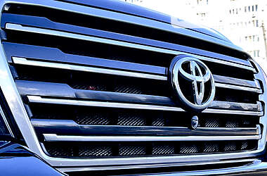 Внедорожник / Кроссовер Toyota Land Cruiser 2012 в Запорожье
