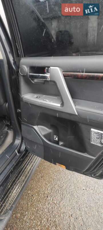 Внедорожник / Кроссовер Toyota Land Cruiser 2013 в Лубнах