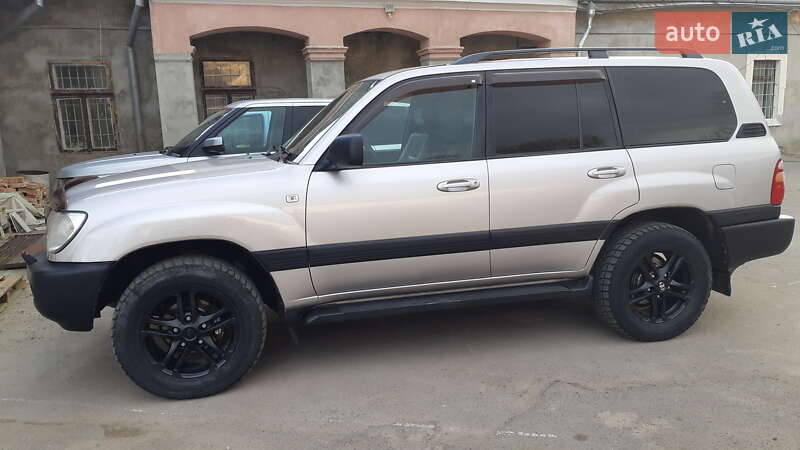 Внедорожник / Кроссовер Toyota Land Cruiser 2001 в Коломые