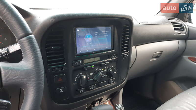 Внедорожник / Кроссовер Toyota Land Cruiser 2001 в Коломые