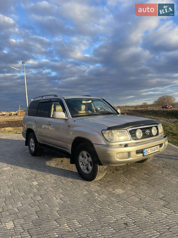 Внедорожник / Кроссовер Toyota Land Cruiser 2001 в Львове