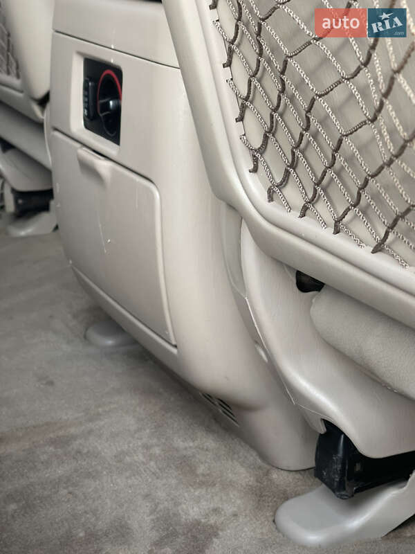 Внедорожник / Кроссовер Toyota Land Cruiser 2001 в Львове