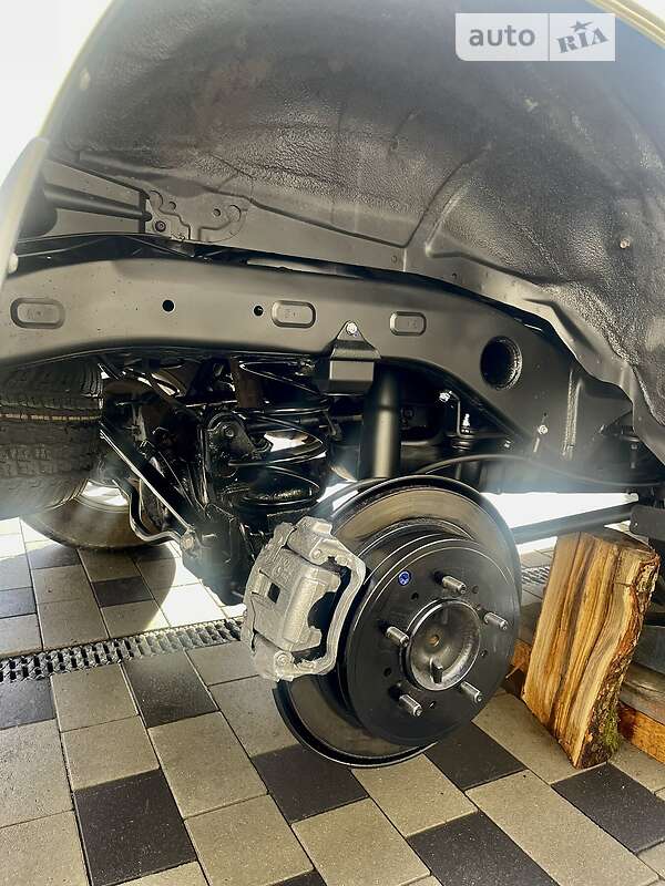 Позашляховик / Кросовер Toyota Land Cruiser 2012 в Тячеві