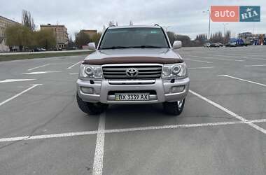 Позашляховик / Кросовер Toyota Land Cruiser 2004 в 