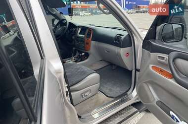 Позашляховик / Кросовер Toyota Land Cruiser 2004 в 
