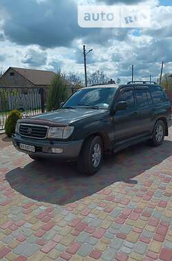 Внедорожник / Кроссовер Toyota Land Cruiser 2001 в Харькове