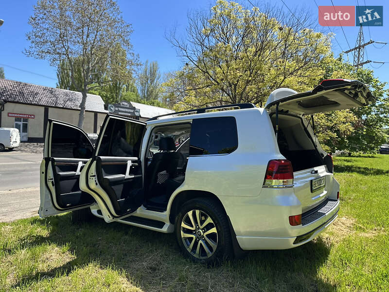 Позашляховик / Кросовер Toyota Land Cruiser 2016 в Одесі