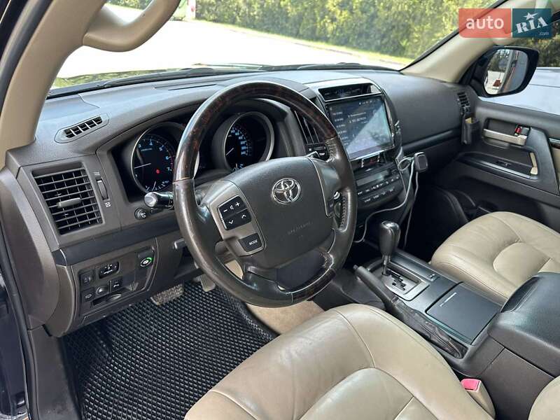 Позашляховик / Кросовер Toyota Land Cruiser 2007 в Одесі