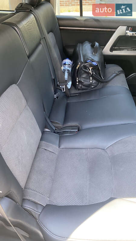 Внедорожник / Кроссовер Toyota Land Cruiser 2012 в Одессе