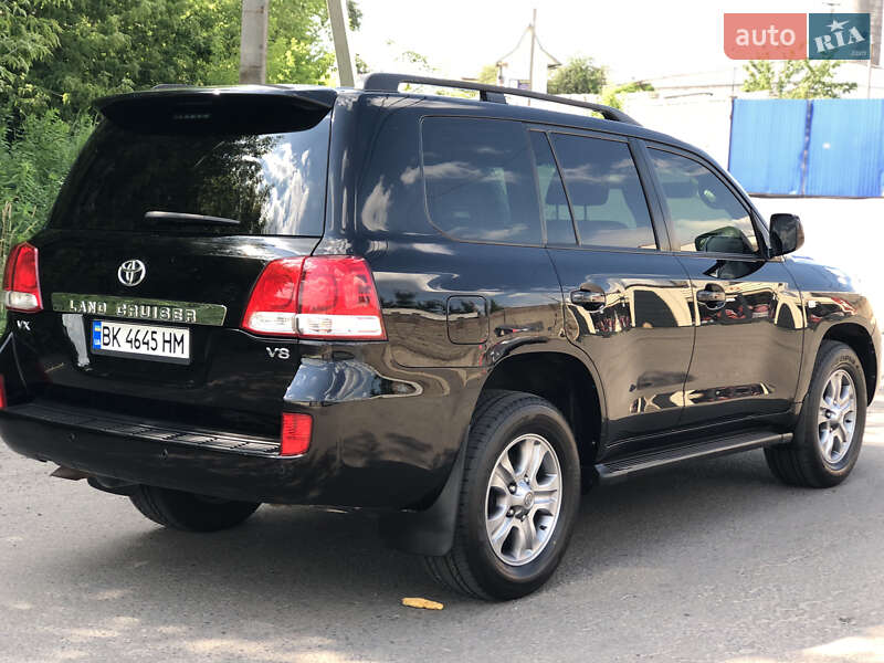 Внедорожник / Кроссовер Toyota Land Cruiser 2007 в Ровно