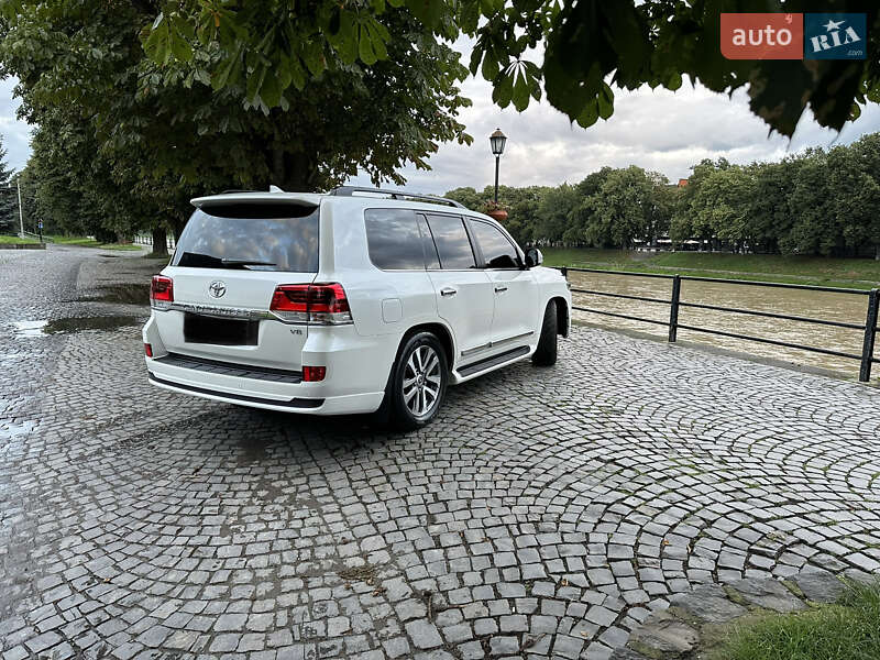 Внедорожник / Кроссовер Toyota Land Cruiser 2019 в Ужгороде
