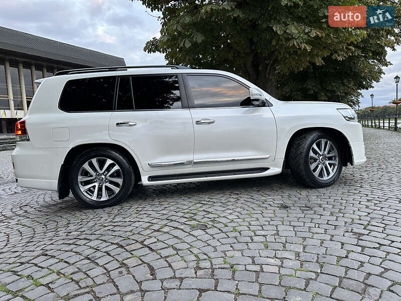 Внедорожник / Кроссовер Toyota Land Cruiser 2019 в Ужгороде