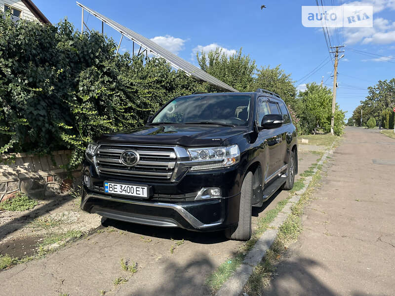 Внедорожник / Кроссовер Toyota Land Cruiser 2018 в Кропивницком