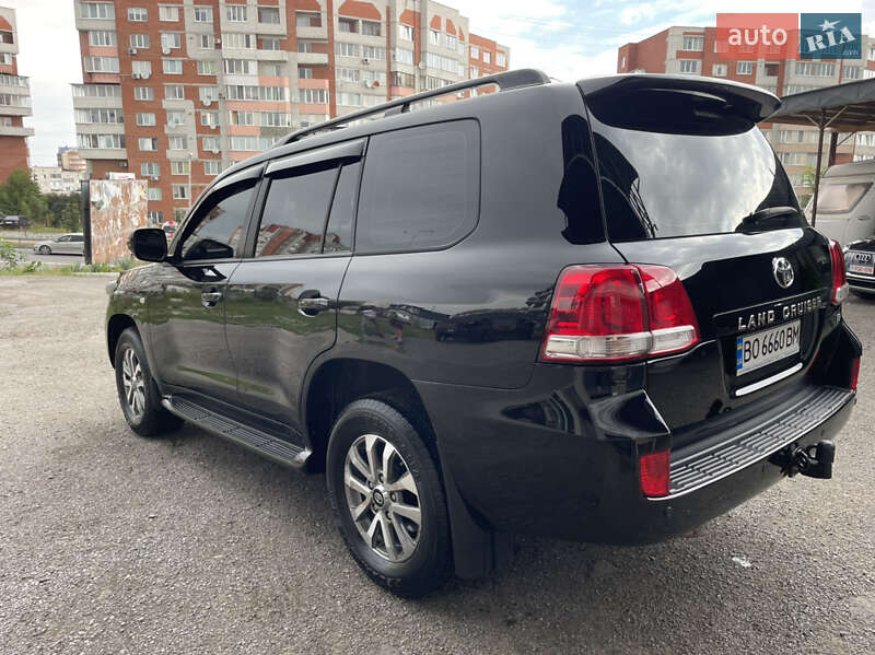 Внедорожник / Кроссовер Toyota Land Cruiser 2008 в Тернополе