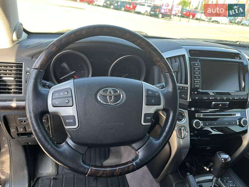 Позашляховик / Кросовер Toyota Land Cruiser 2013 в Вінниці