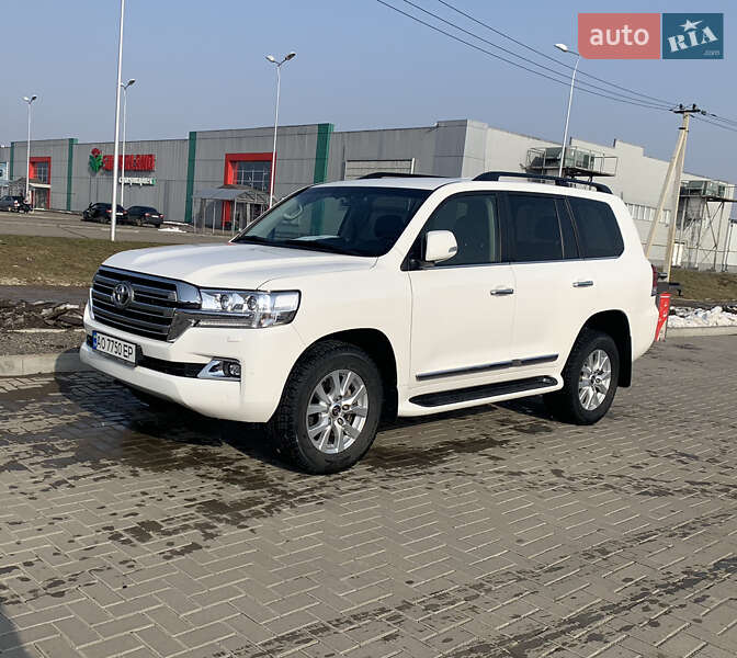 Toyota Land Cruiser 2019