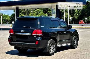 Позашляховик / Кросовер Toyota Land Cruiser 2009 в Дніпрі
