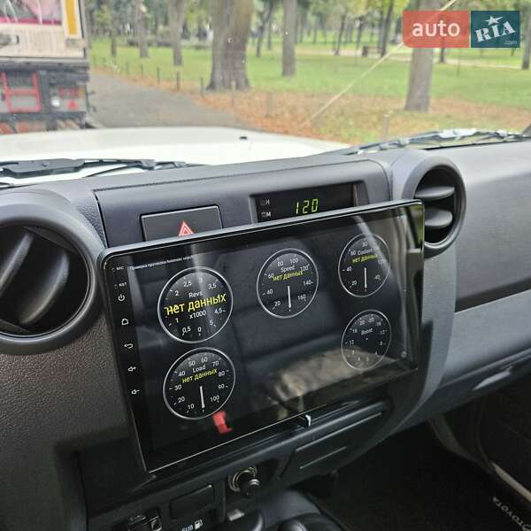 Внедорожник / Кроссовер Toyota Land Cruiser 2014 в Киеве