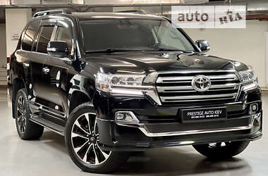 Внедорожник / Кроссовер Toyota Land Cruiser 2019 в 
