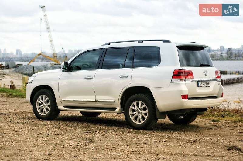 Внедорожник / Кроссовер Toyota Land Cruiser 2019 в Днепре