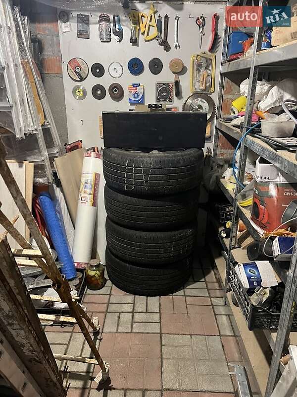 Внедорожник / Кроссовер Toyota Land Cruiser 2014 в Киеве фото 32 Внедорожник / Кроссовер Toyota Land Cruiser 2014 в Киеве