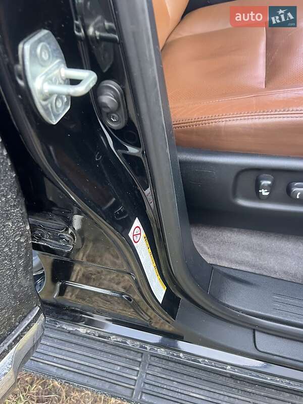 Внедорожник / Кроссовер Toyota Land Cruiser 2014 в Киеве фото 24 Внедорожник / Кроссовер Toyota Land Cruiser 2014 в Киеве