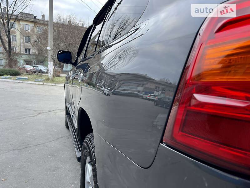 Внедорожник / Кроссовер Toyota Land Cruiser 2012 в Каменском фото 6 Внедорожник / Кроссовер Toyota Land Cruiser 2012 в Каменском