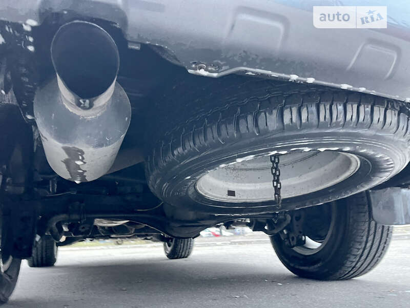 Внедорожник / Кроссовер Toyota Land Cruiser 2012 в Каменском фото 22 Внедорожник / Кроссовер Toyota Land Cruiser 2012 в Каменском