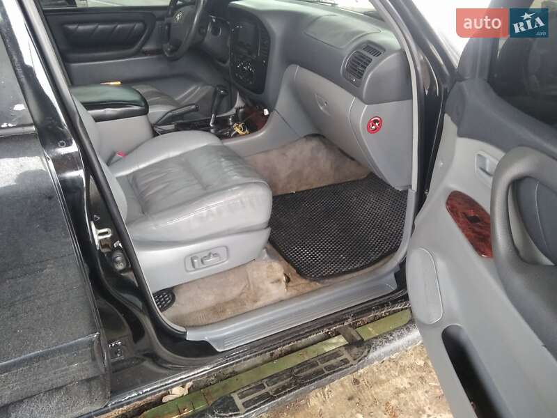 Внедорожник / Кроссовер Toyota Land Cruiser 1999 в Харькове
