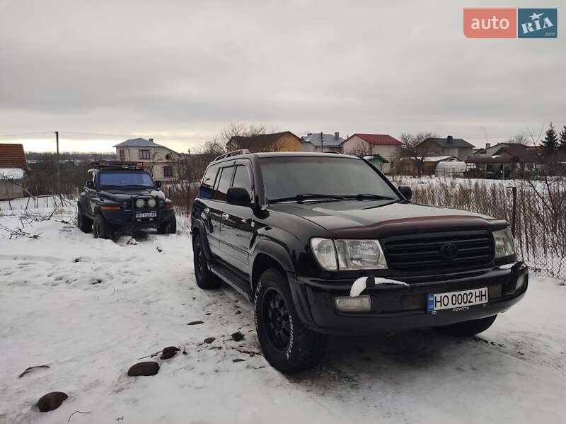 Внедорожник / Кроссовер Toyota Land Cruiser 2003 в Тернополе