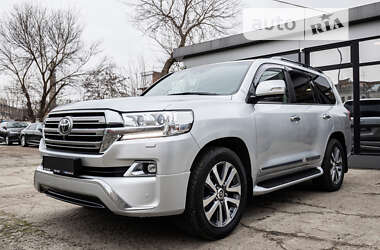 Внедорожник / Кроссовер Toyota Land Cruiser 2016 в Киеве