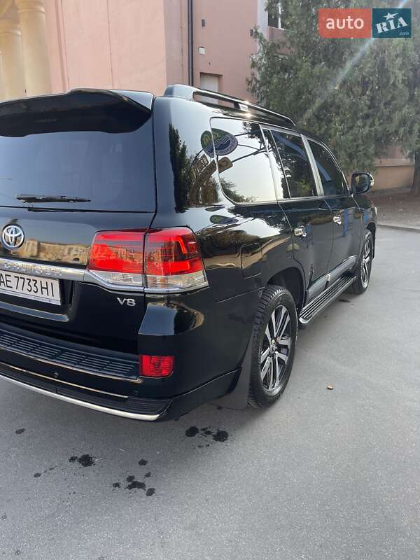 Внедорожник / Кроссовер Toyota Land Cruiser 2014 в Кривом Роге