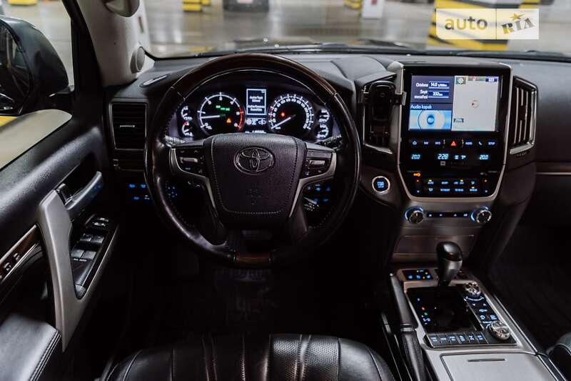Позашляховик / Кросовер Toyota Land Cruiser 2020 в Вінниці фото 8 Позашляховик / Кросовер Toyota Land Cruiser 2020 в Вінниці