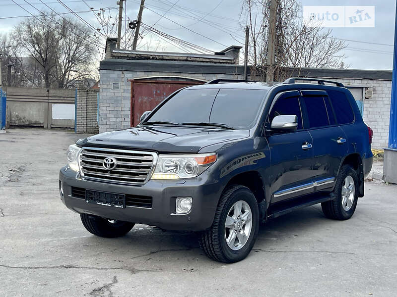 Внедорожник / Кроссовер Toyota Land Cruiser 2012 в Каменском