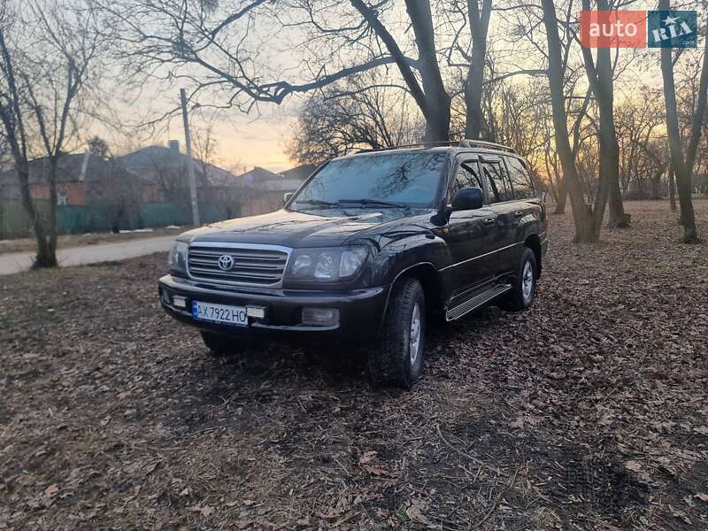 Внедорожник / Кроссовер Toyota Land Cruiser 1998 в Харькове