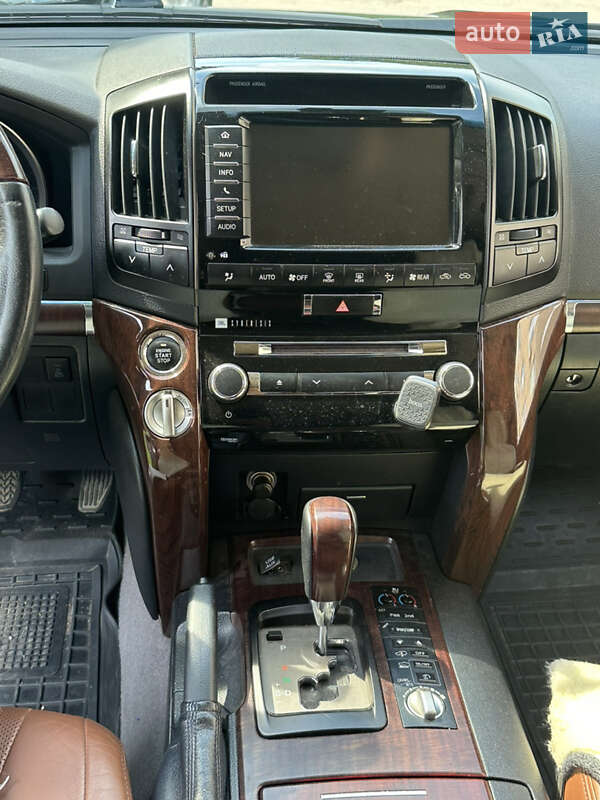 Позашляховик / Кросовер Toyota Land Cruiser 2014 в Тернополі