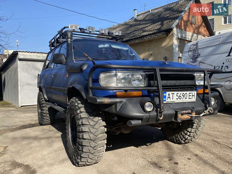 Внедорожник / Кроссовер Toyota Land Cruiser 1994 в Ивано-Франковске