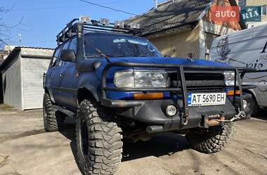 Позашляховик / Кросовер Toyota Land Cruiser 1994 в 