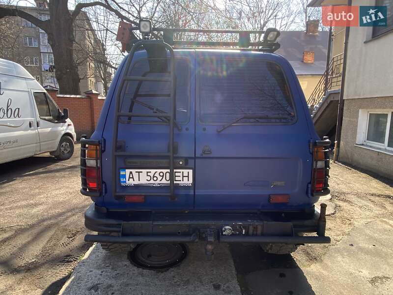 Внедорожник / Кроссовер Toyota Land Cruiser 1994 в Ивано-Франковске