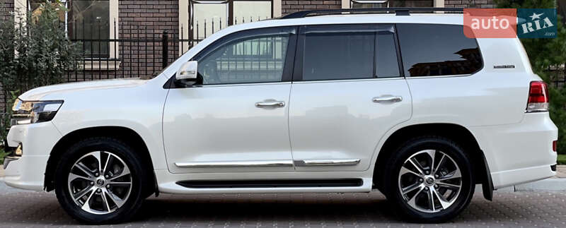 Toyota Land Cruiser 2020