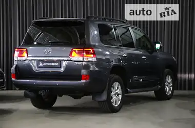 Toyota Land Cruiser 2016