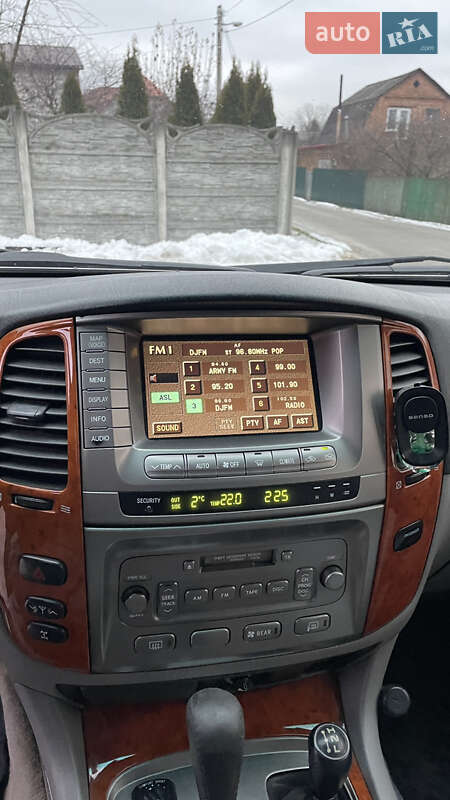 Внедорожник / Кроссовер Toyota Land Cruiser 2003 в Киеве