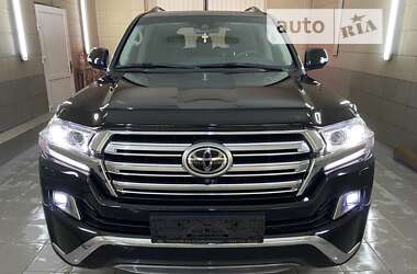 Позашляховик / Кросовер Toyota Land Cruiser 2018 в Умані