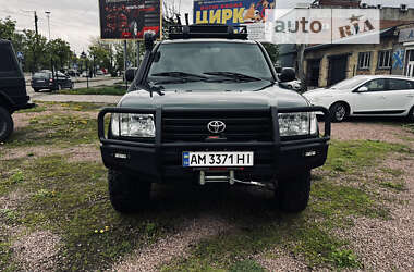 Внедорожник / Кроссовер Toyota Land Cruiser 2002 в Житомире