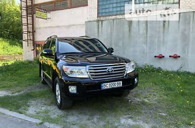 Внедорожник / Кроссовер Toyota Land Cruiser 2013 в Львове