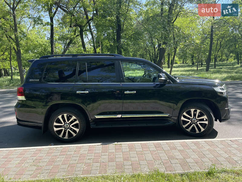 Внедорожник / Кроссовер Toyota Land Cruiser 2019 в Одессе