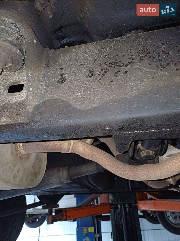 Внедорожник / Кроссовер Toyota Land Cruiser 2003 в Шполе