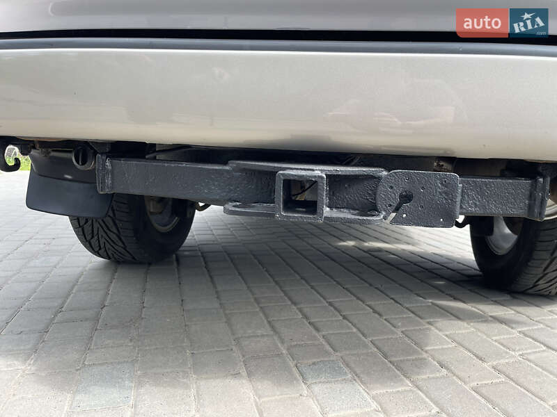 Внедорожник / Кроссовер Toyota Land Cruiser 2003 в Шполе